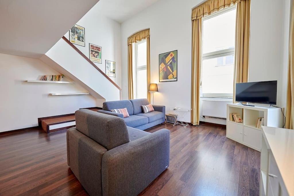 Loft Luxury - Piazza Castello Porta Susa تورينو المظهر الخارجي الصورة