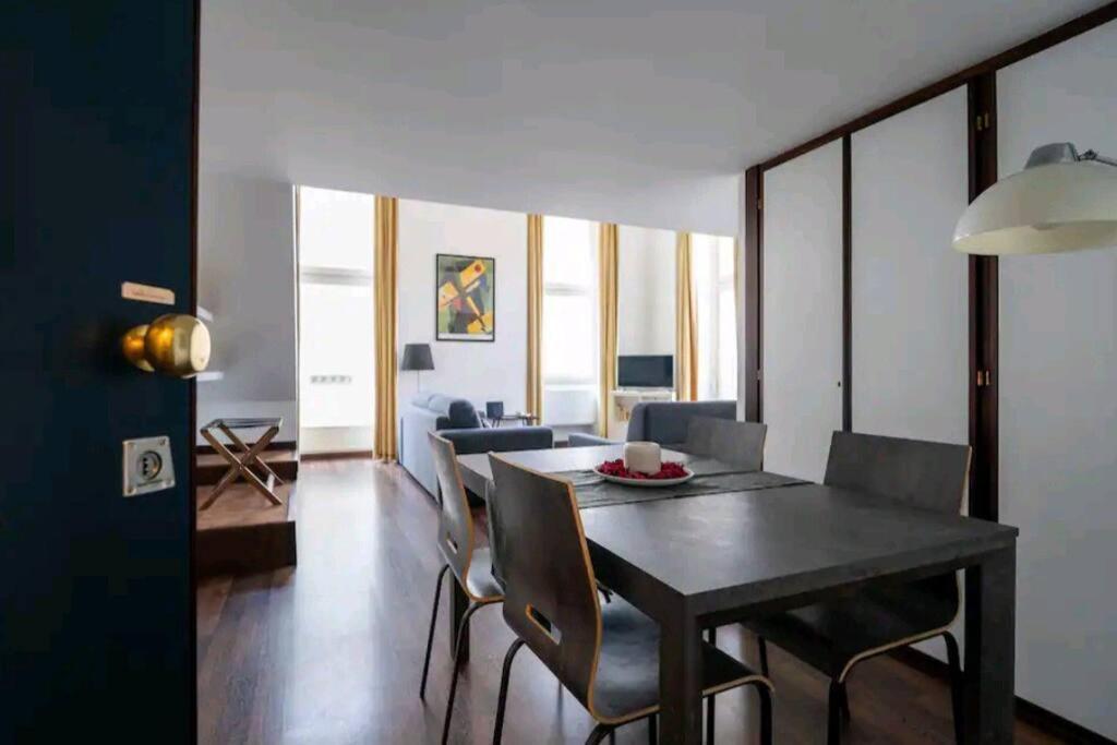 Loft Luxury - Piazza Castello Porta Susa تورينو المظهر الخارجي الصورة
