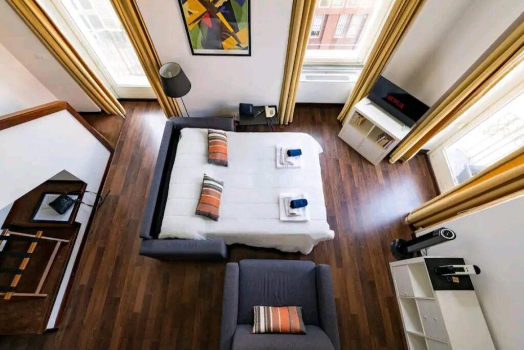 Loft Luxury - Piazza Castello Porta Susa تورينو المظهر الخارجي الصورة